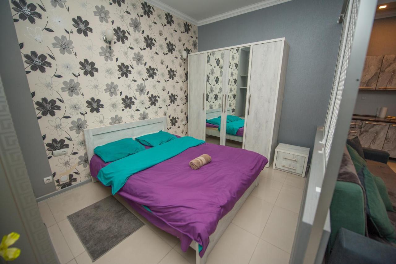 Home Apartments Tbilisi Luaran gambar